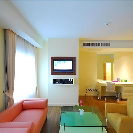 Hip Hotel Bangkok Exterior foto