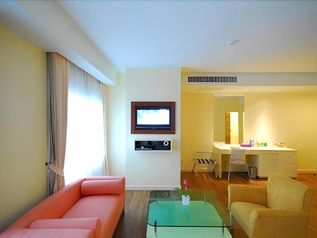 Hip Hotel Bangkok Exterior foto